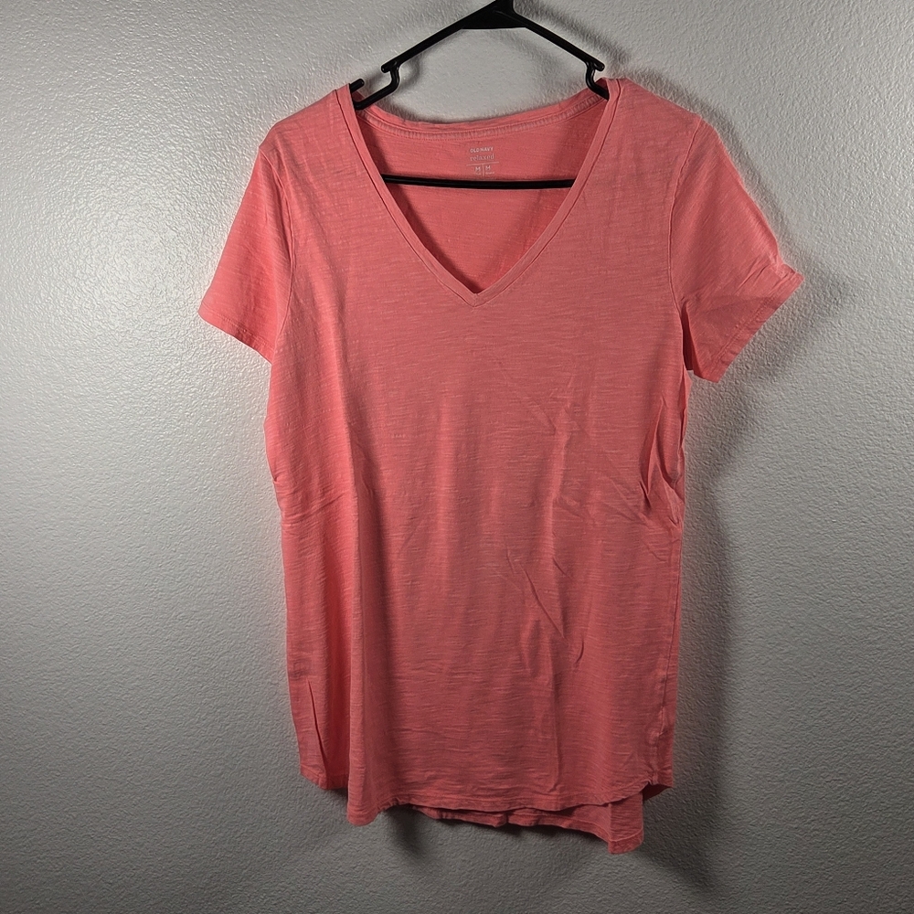 Old Navy Women's Pink V-Neck Tee